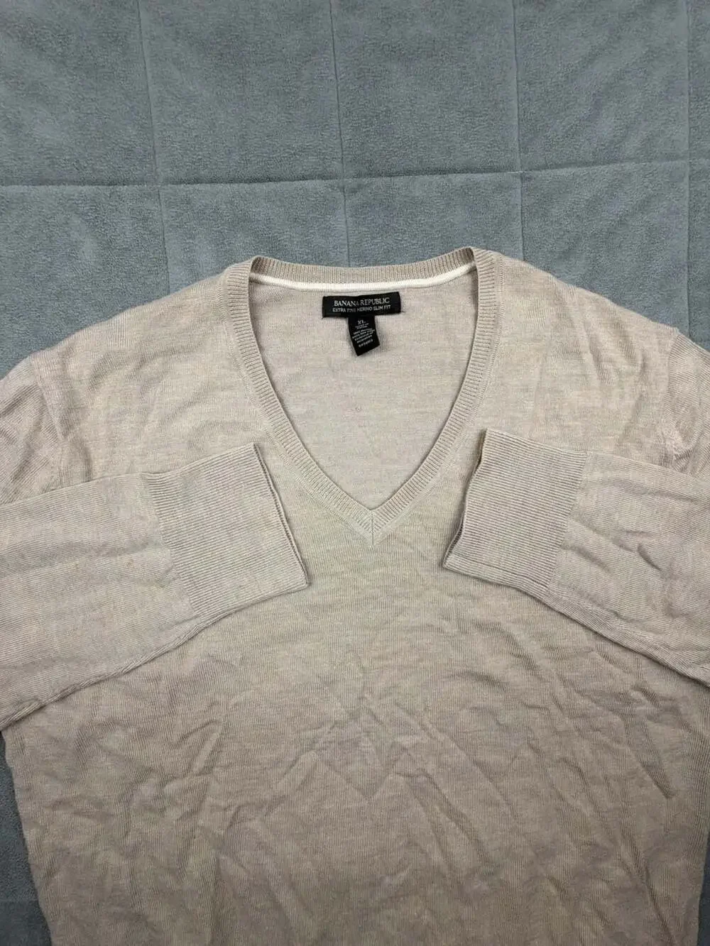 Banana Republic Extra Fine Merino Slim Fit V-Neck Sweater Elbow Patches XL Tan